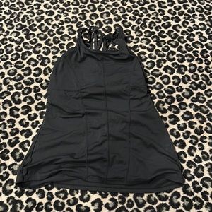Black cross-cross workout tank top